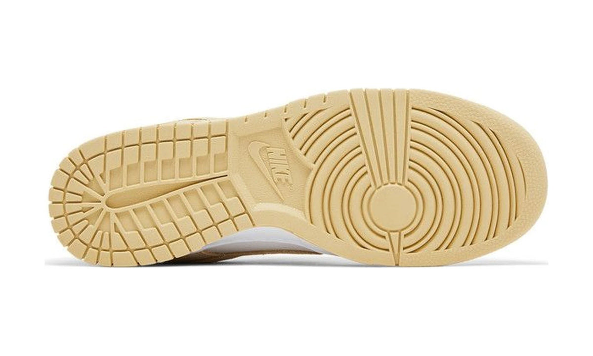 Dunk Low SE 'Team Gold Suede'