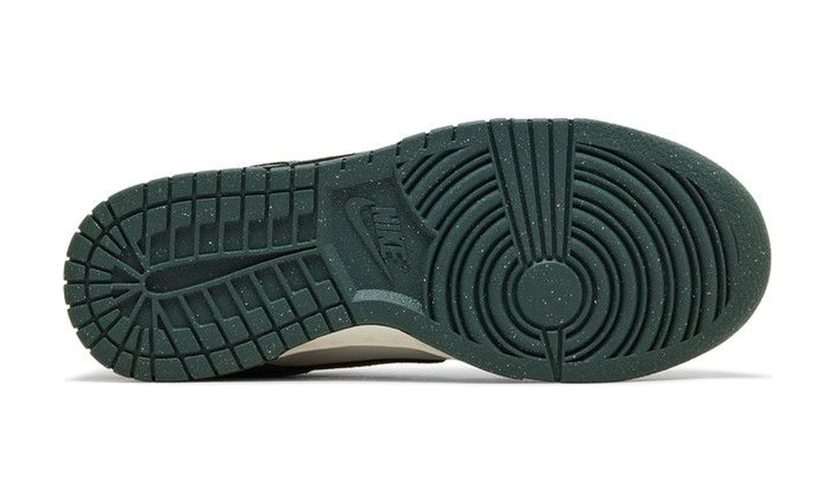 Wmns Dunk Low Next Nature 'Vintage Green'