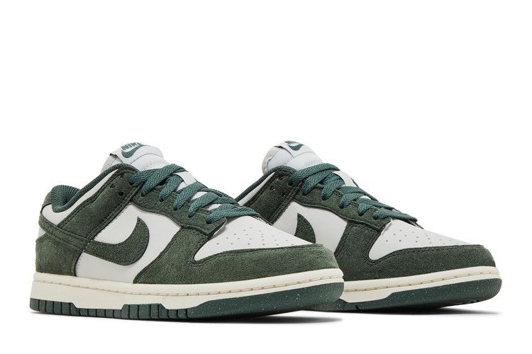 Wmns Dunk Low Next Nature 'Vintage Green'