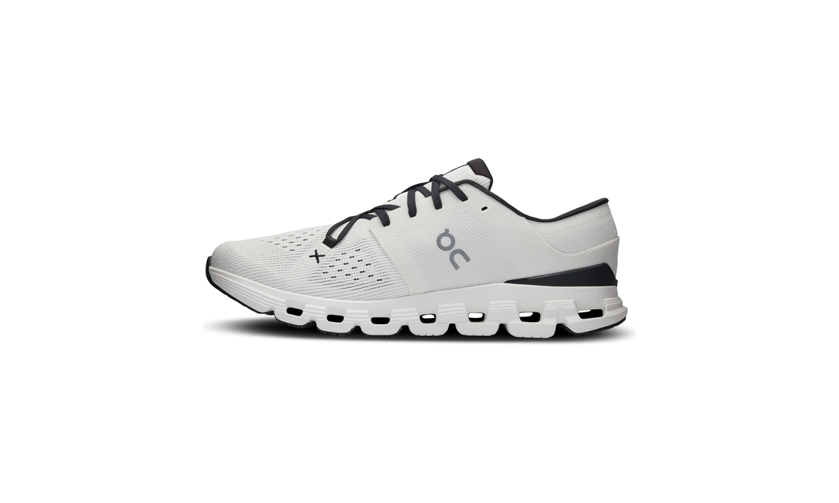 Cloud X 4 M Ivory | Black
