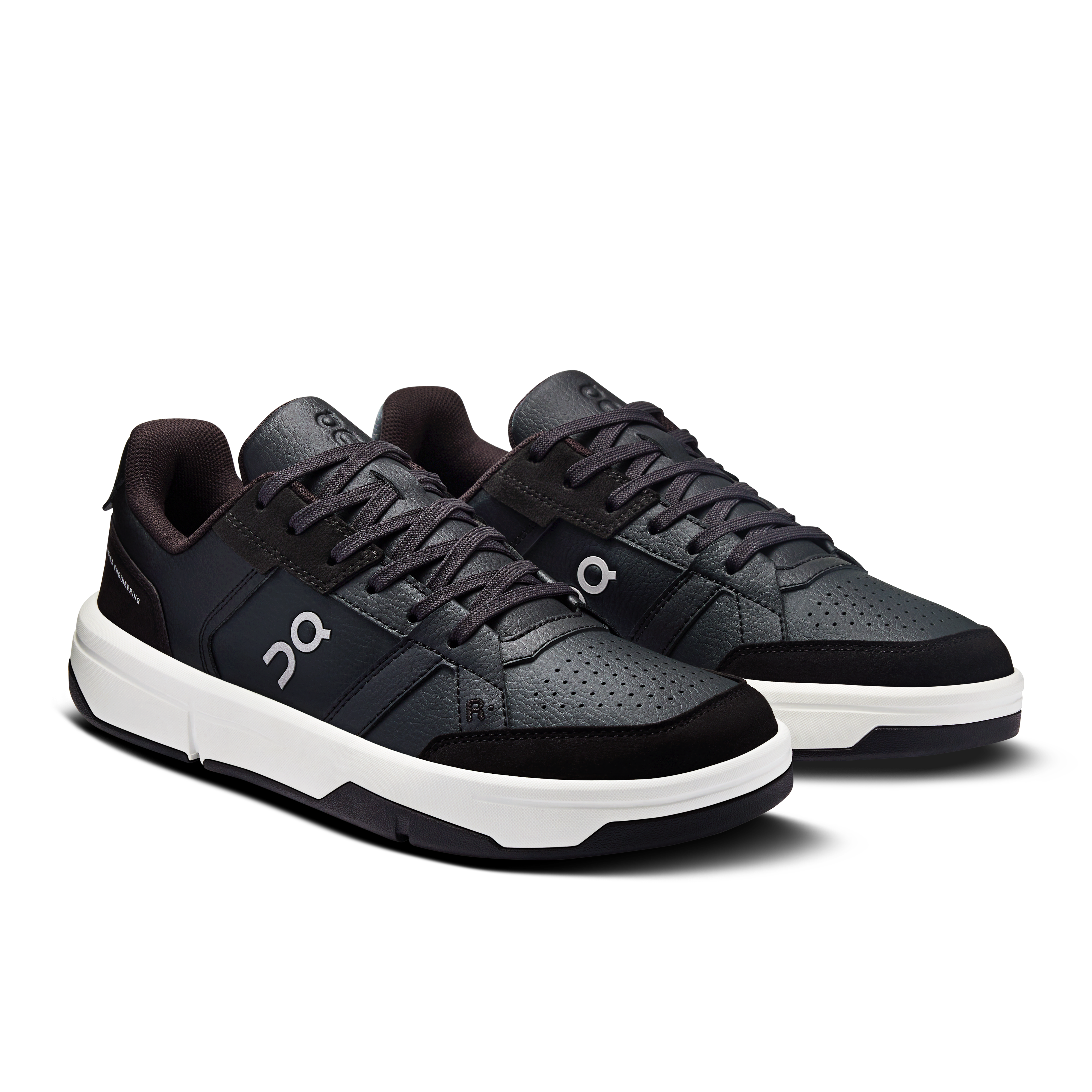 THE ROGER Clubhouse 3 W Black | White