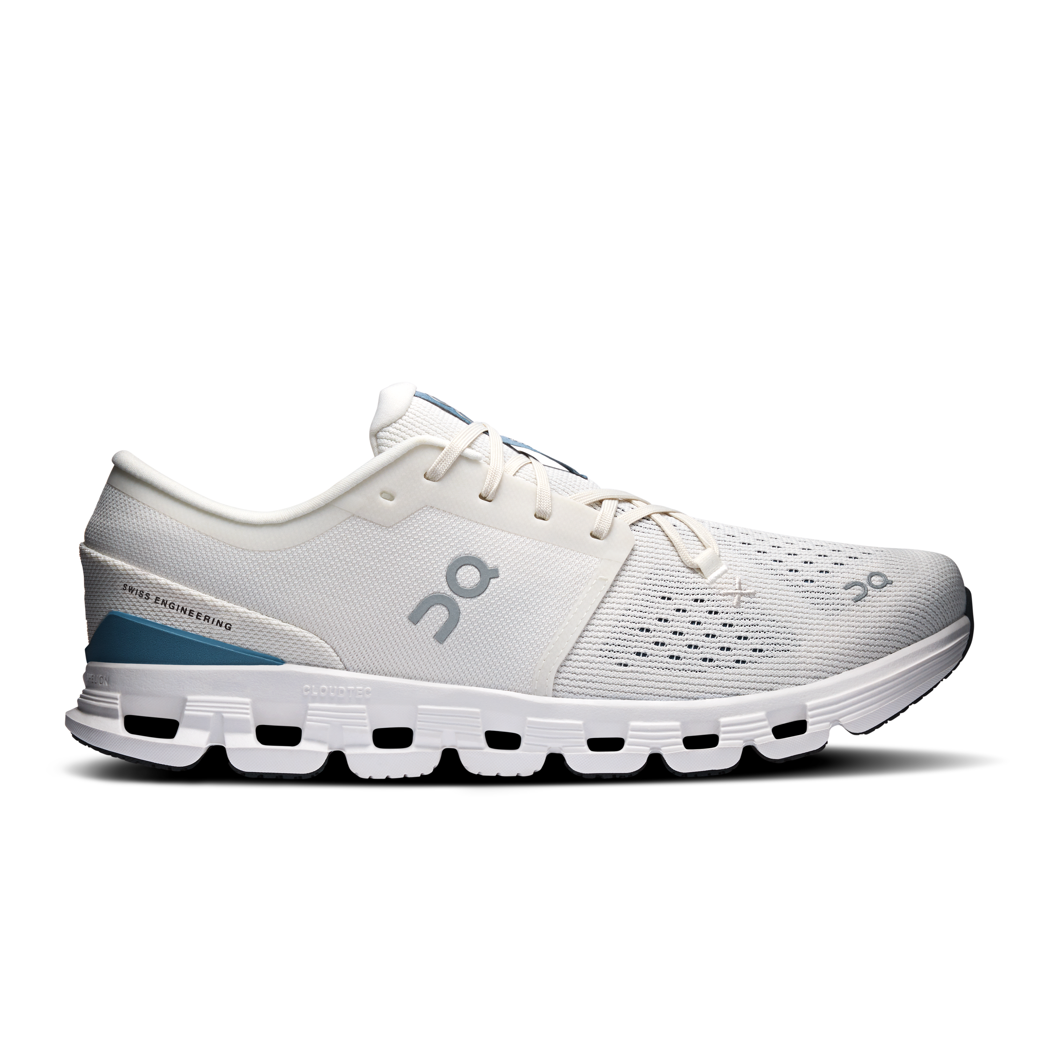 Cloud X 4 M Ivory | Steel