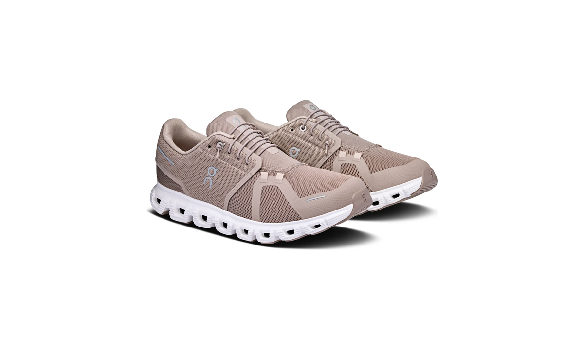 On Running Cloud 6 Fog White