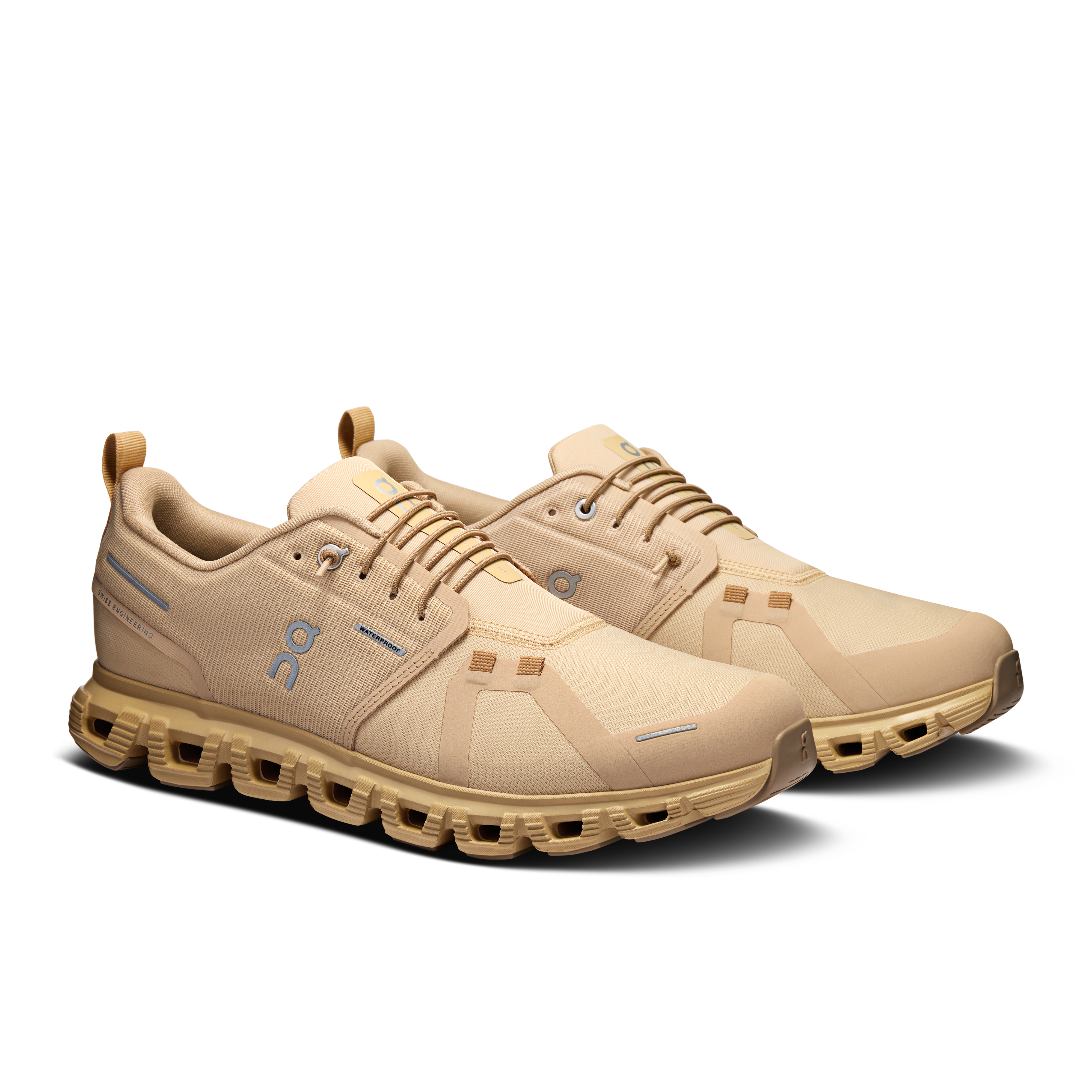 On Running Cloud 6 Waterproof Sand Dune