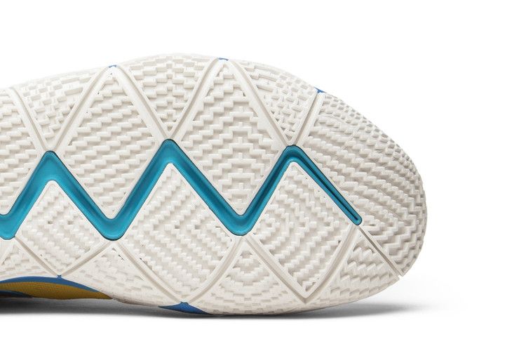 Kyrie 4 'Kix' Special Box