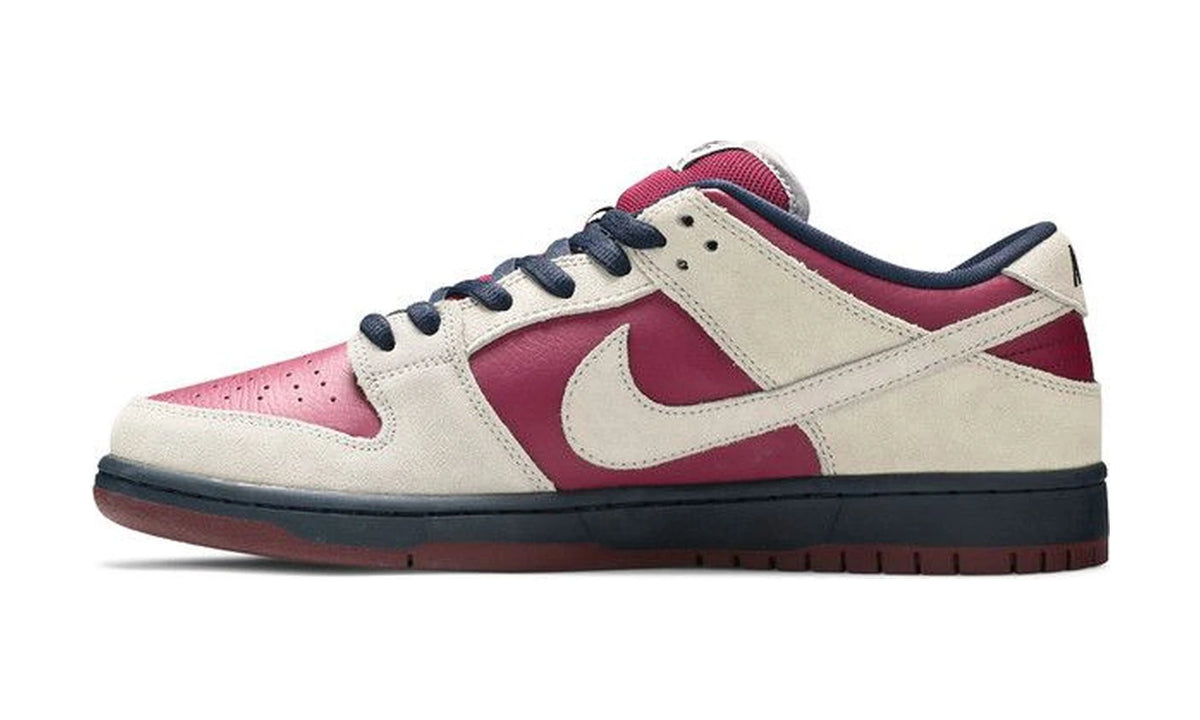 Dunk Low SB 'True Berry'