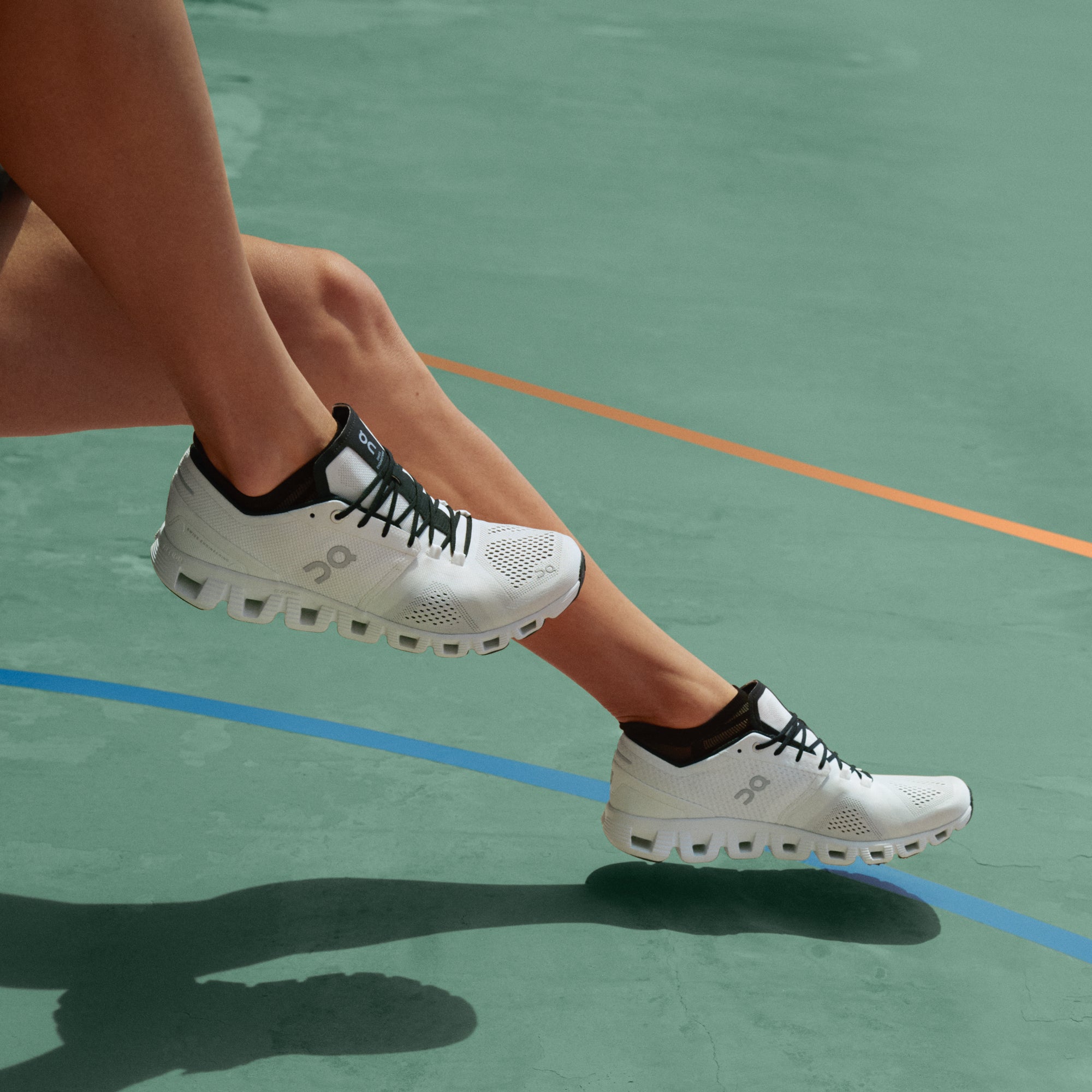 ON Cloud X 'White Black'