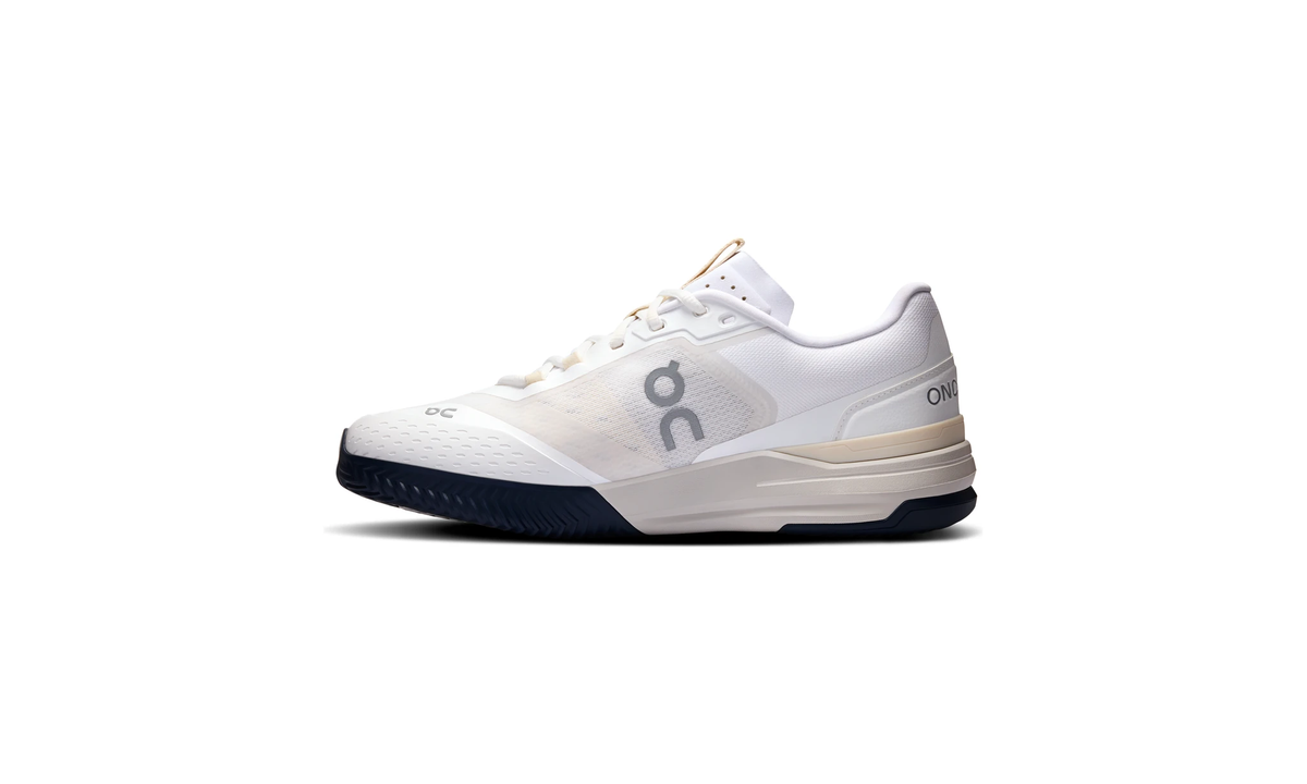 On The Roger Advantage Pro Clay White Cream