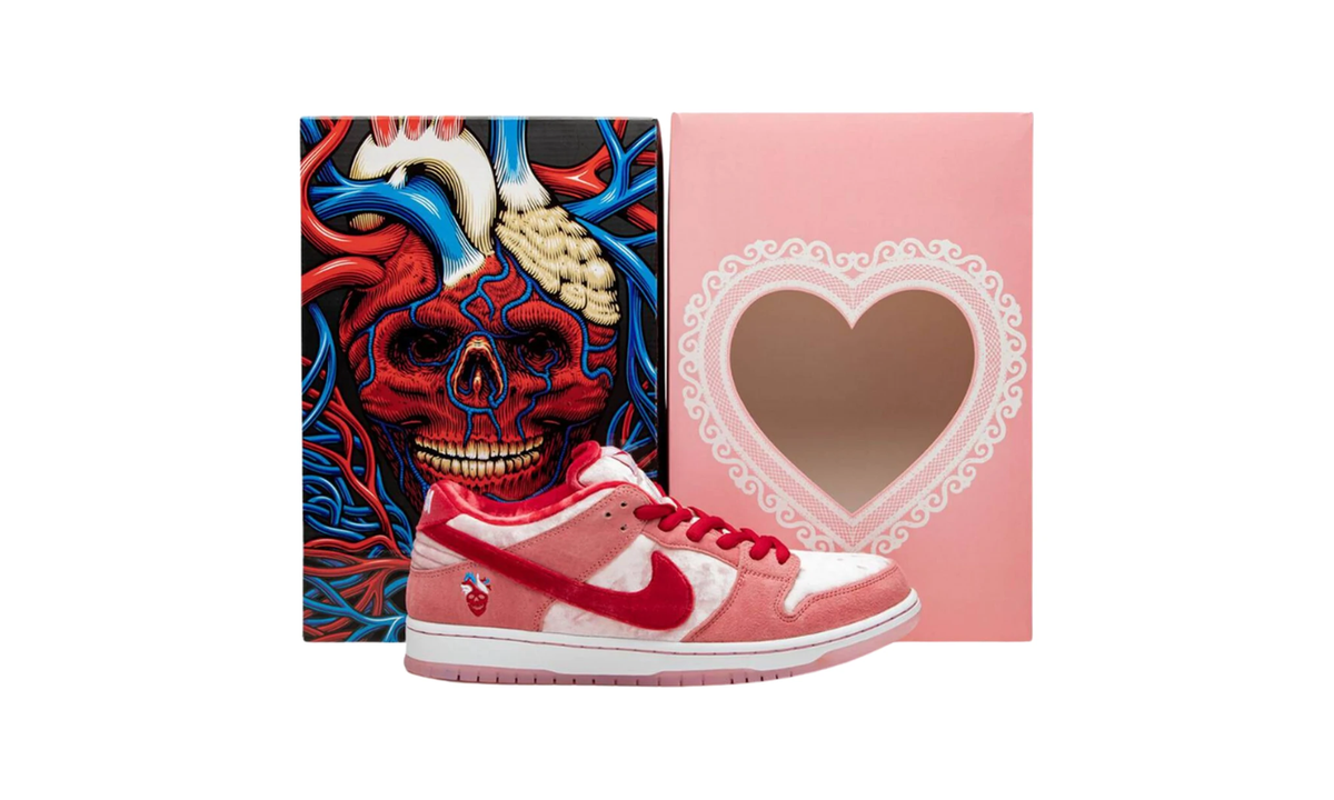 StrangeLove x Dunk Low SB 'Valentine's Day' Special Box