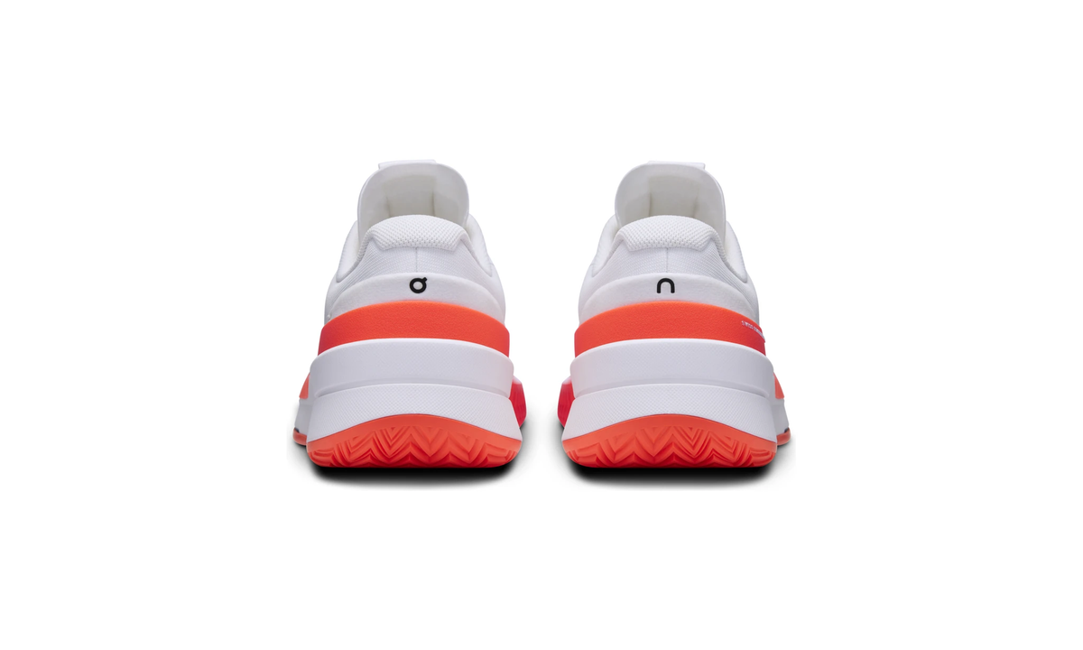 On The Roger Pro 2 Clay White Flame (Women's)