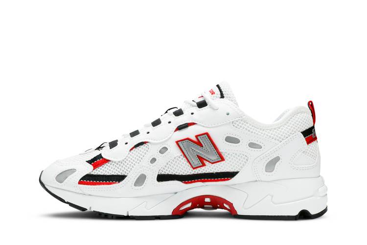 827 'White Red'
