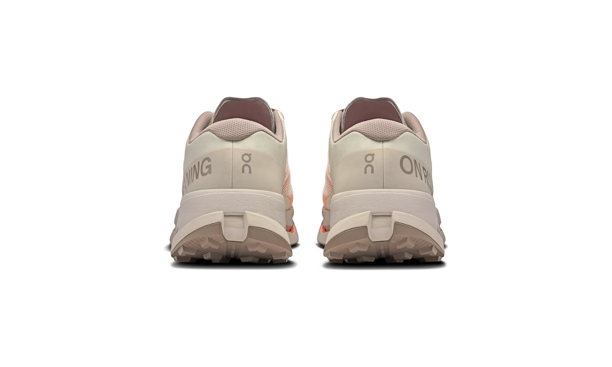 Cloudultra 3 M Cinder | Pearl