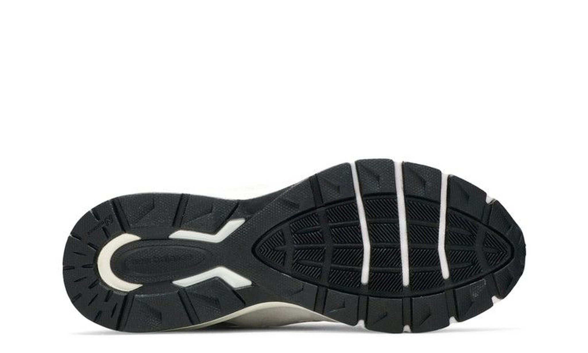 990v5 Made In USA 'Nimbus Cloud Silver'