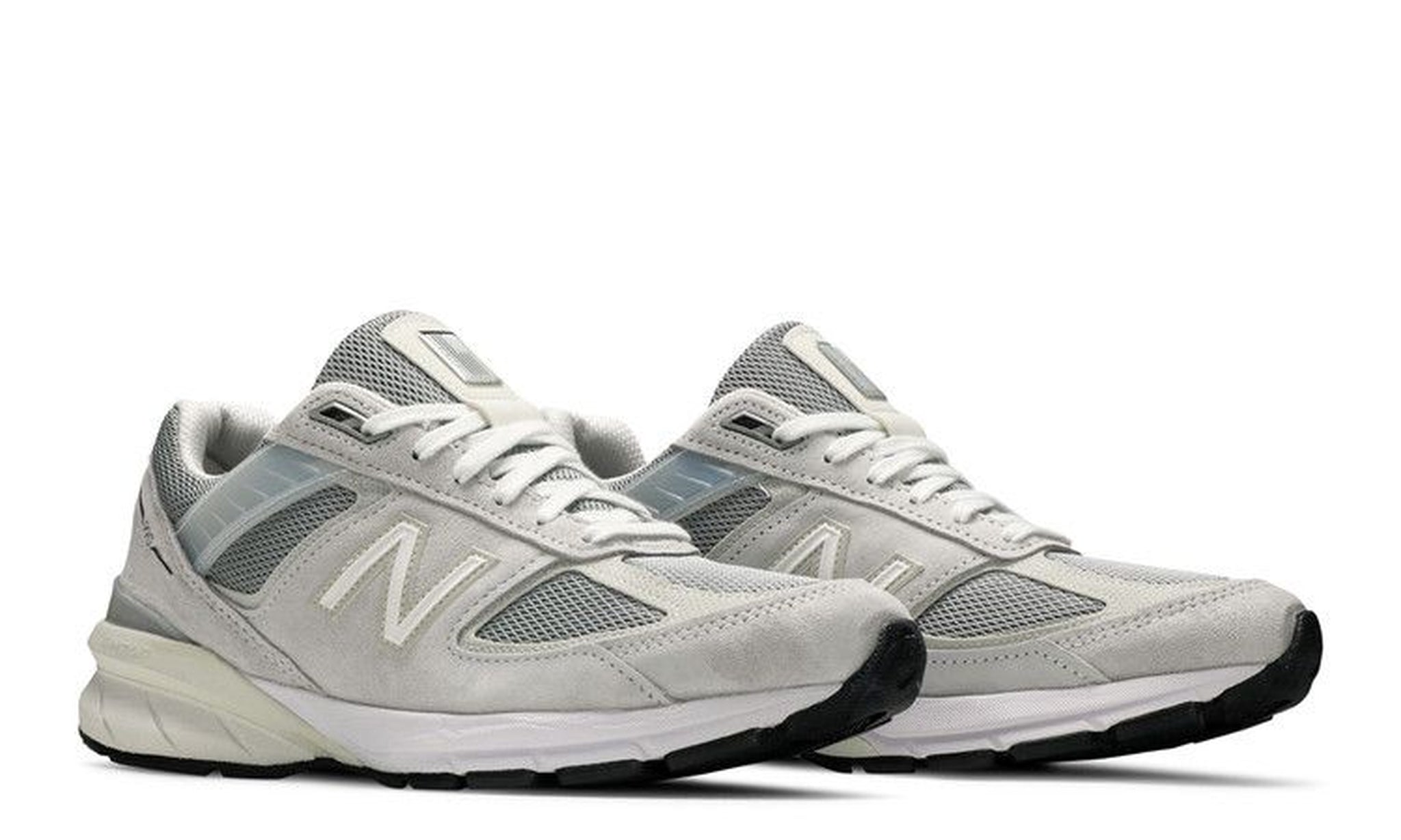 990v5 Made In USA 'Nimbus Cloud Silver'