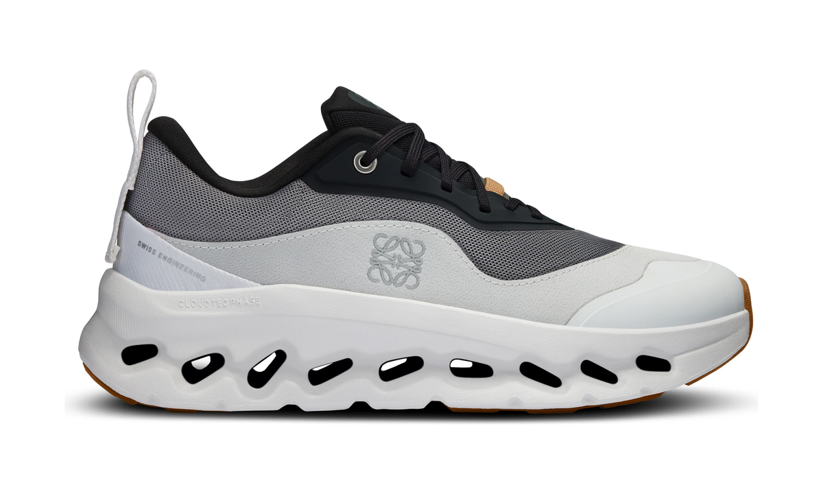 On Running Cloudtilt 2 LOEWE Black White (Women's)