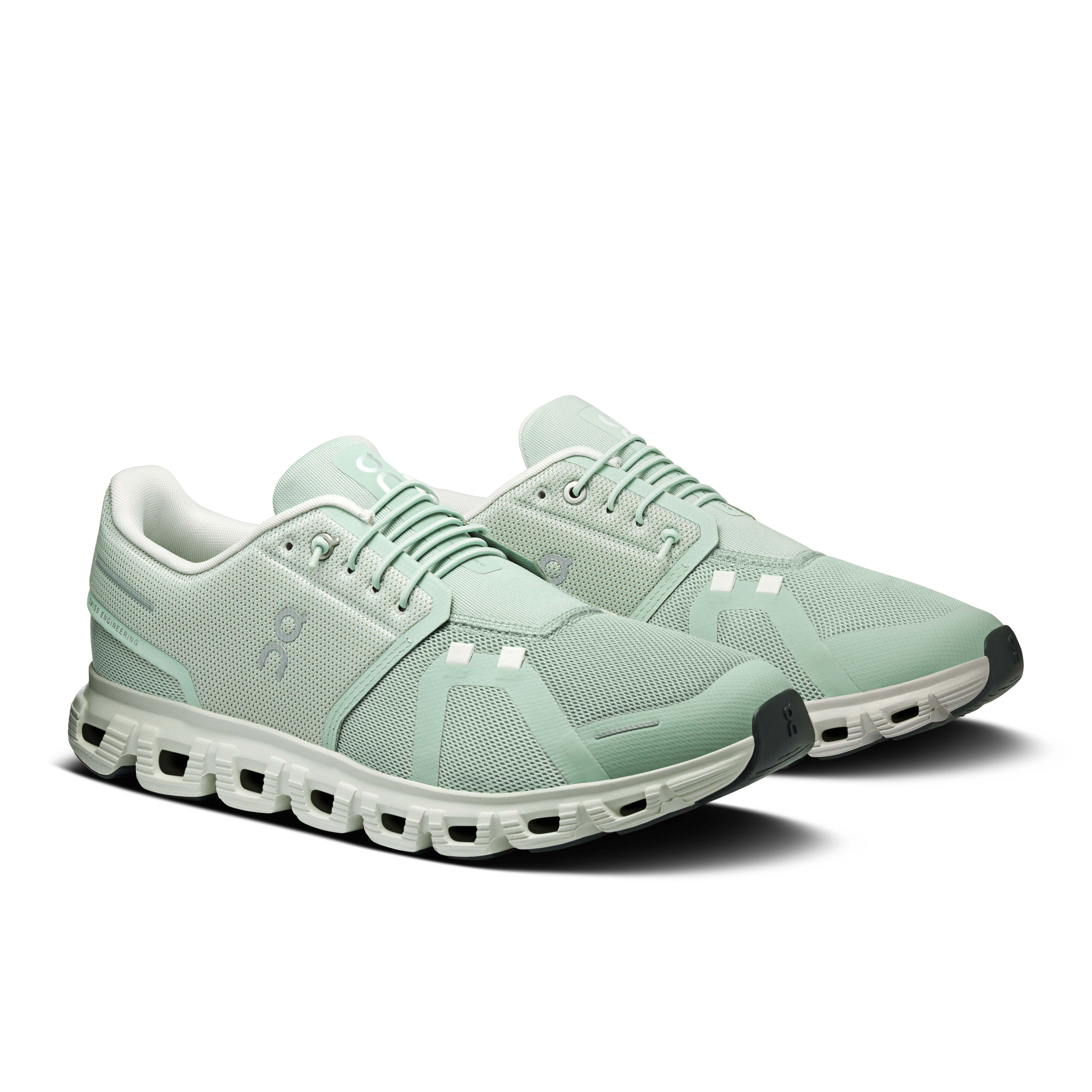 Cloud 6 M Mineral | Ice