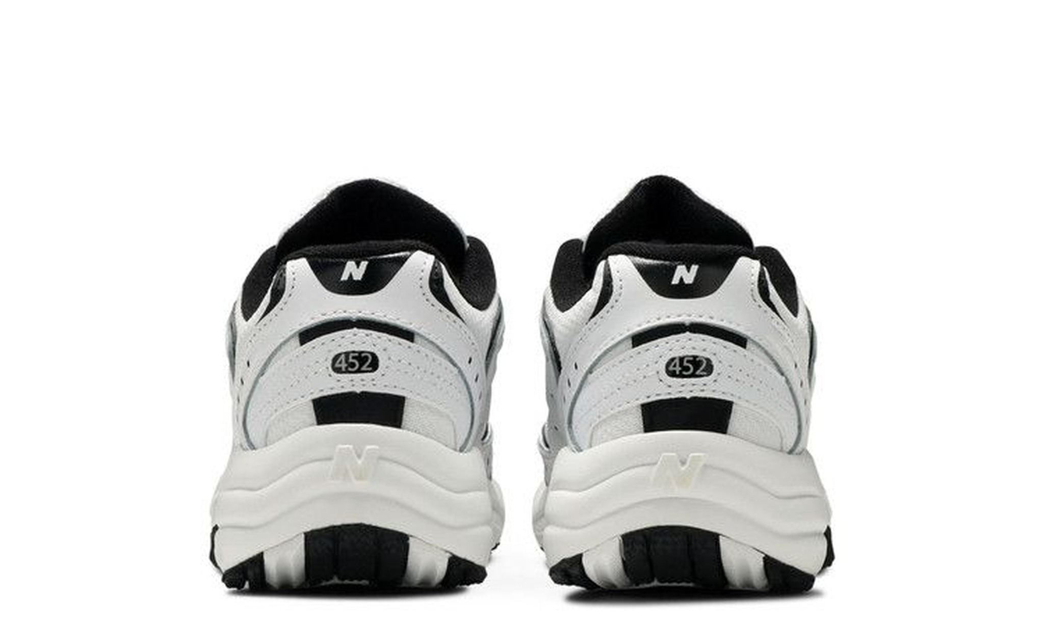 Wmns 452 'White Black'