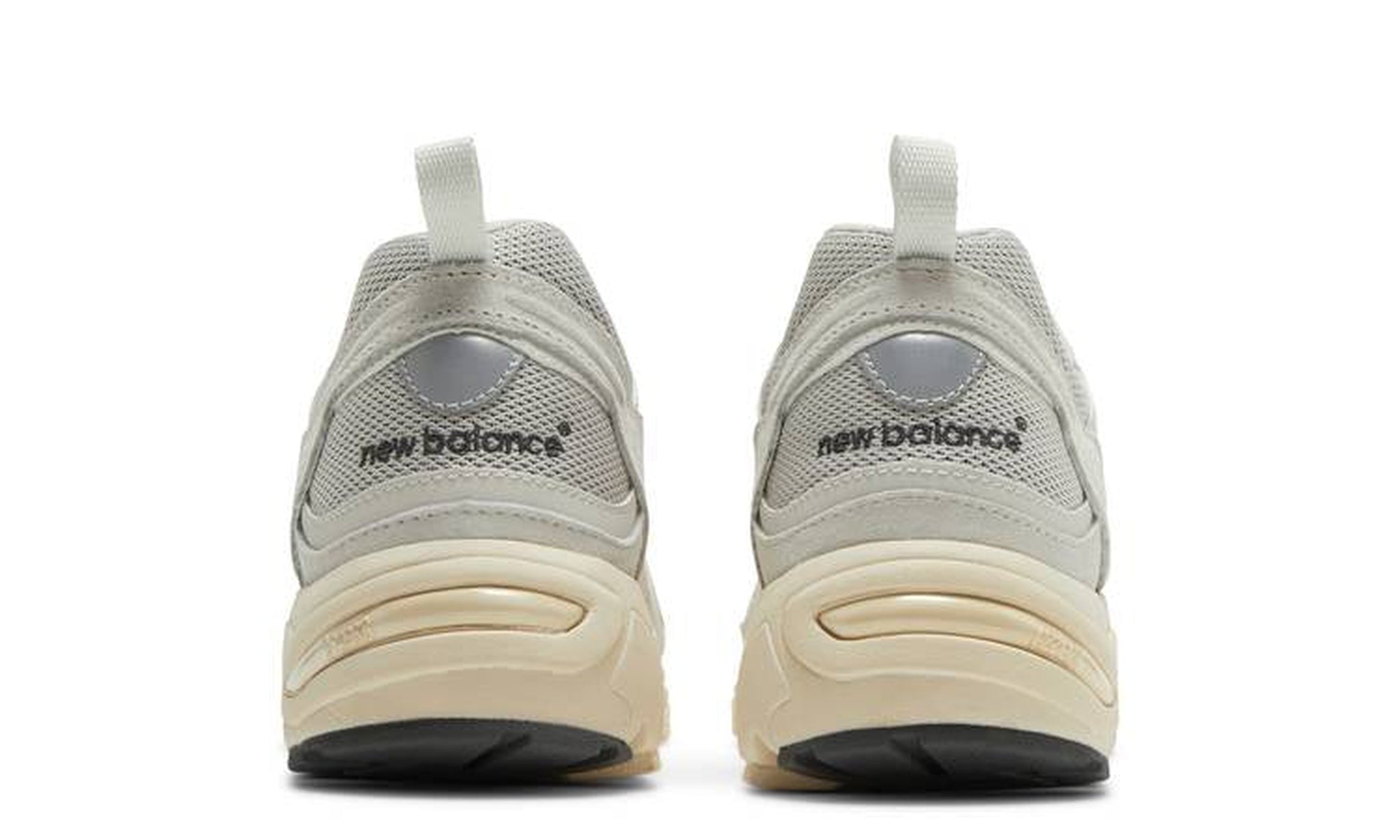 878 'Light Grey'