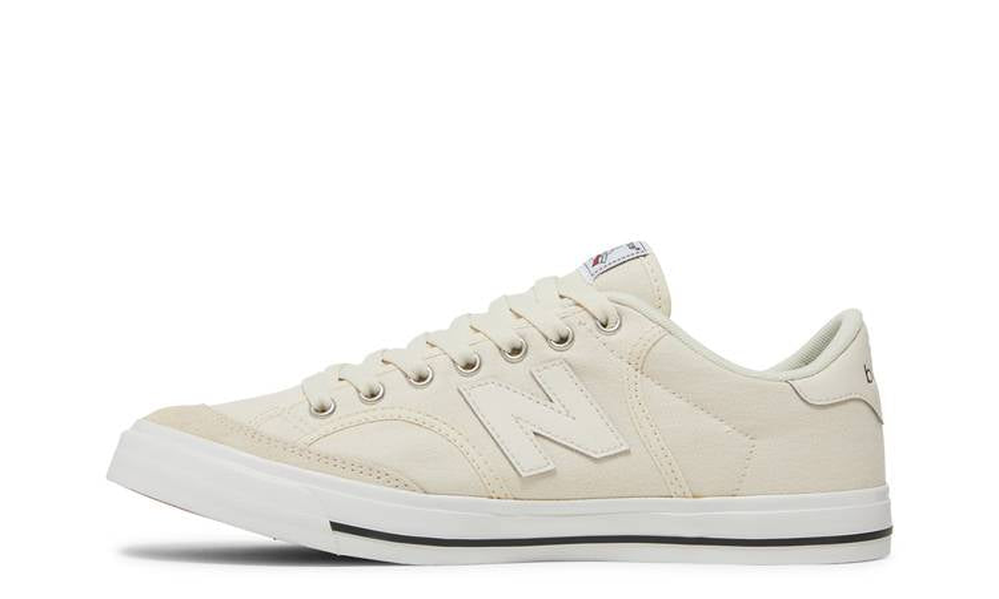 Numeric 212 'White Red'