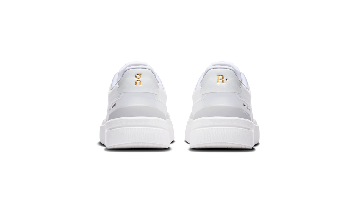 THE ROGER Centre Court 1 W White | White