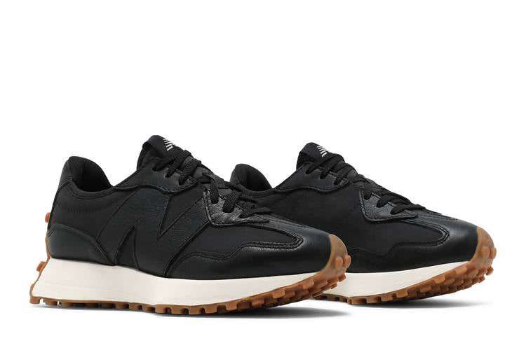 Wmns 327v1 'Black Phantom'
