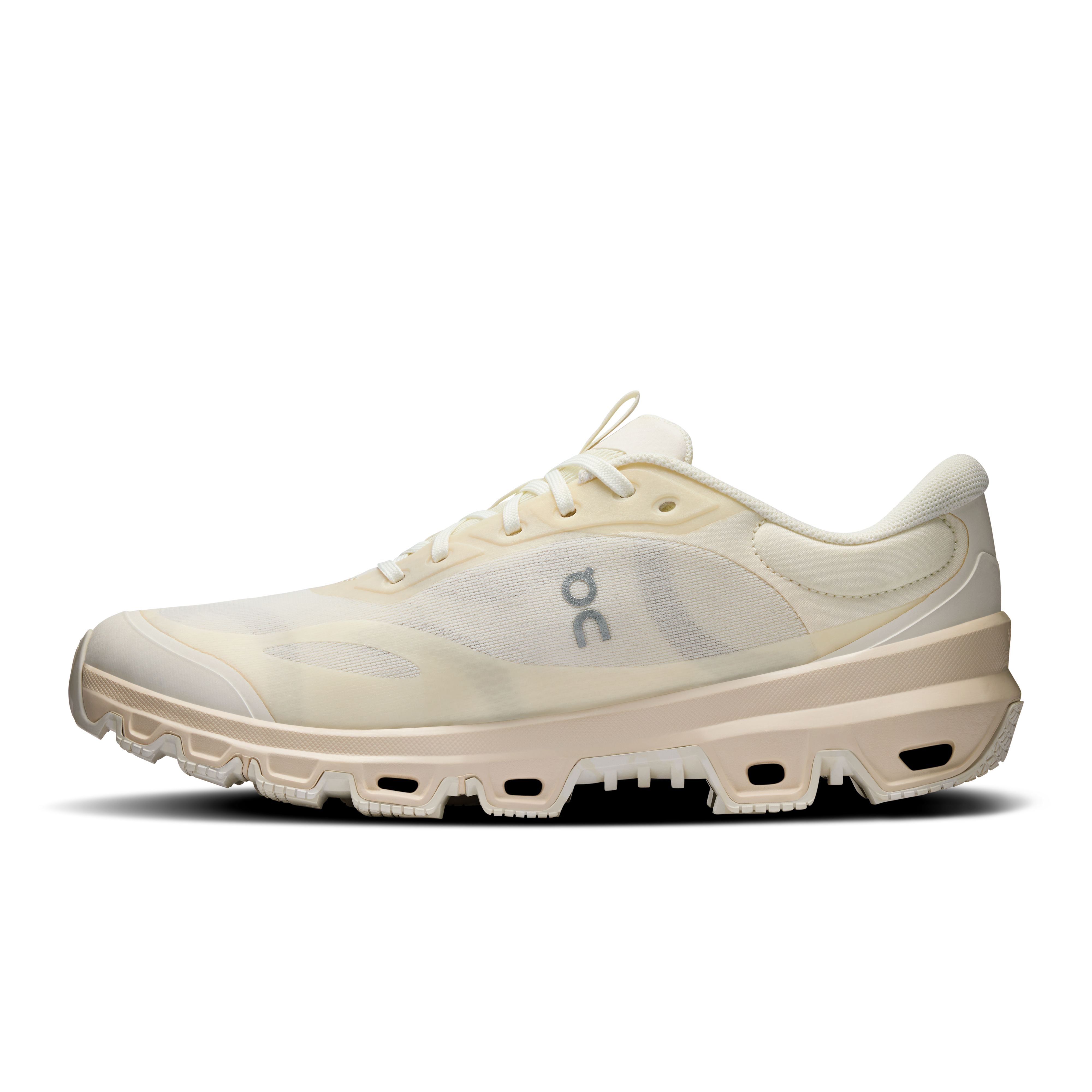 On Running Cloudventure 2 LOEWE Eggshell
