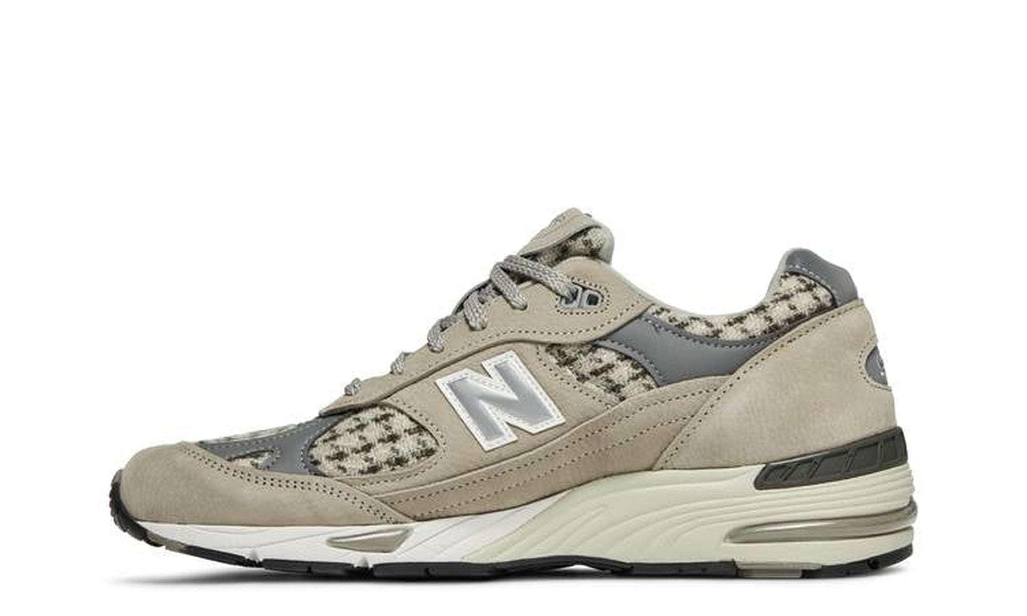 Harris Tweed x 991 Made In England 'Houndstooth'