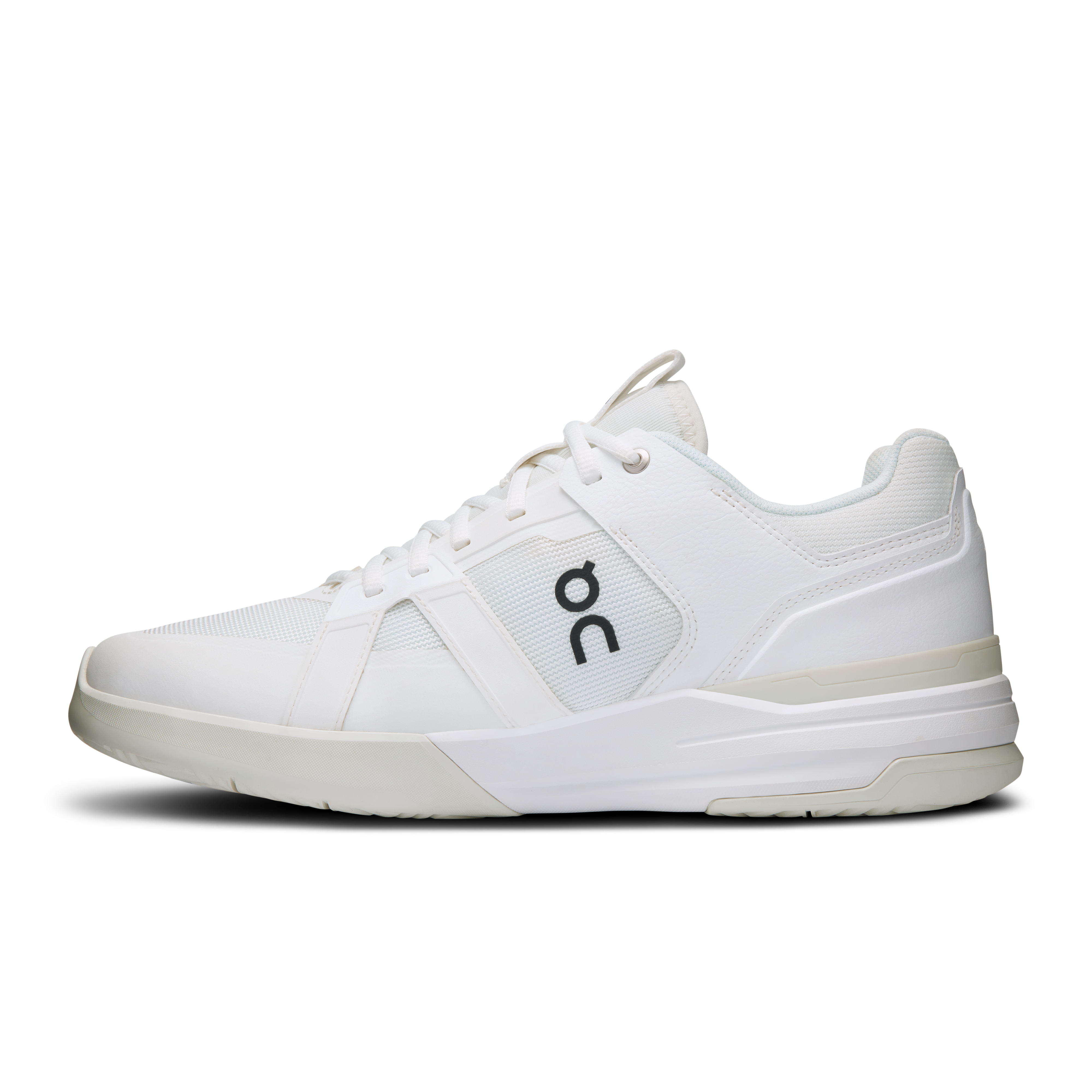 On The Roger Clubhouse Pro Undyed Ice