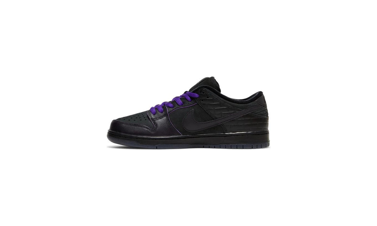 Familia x Dunk Low Pro QS SB 'First Avenue' Special Box