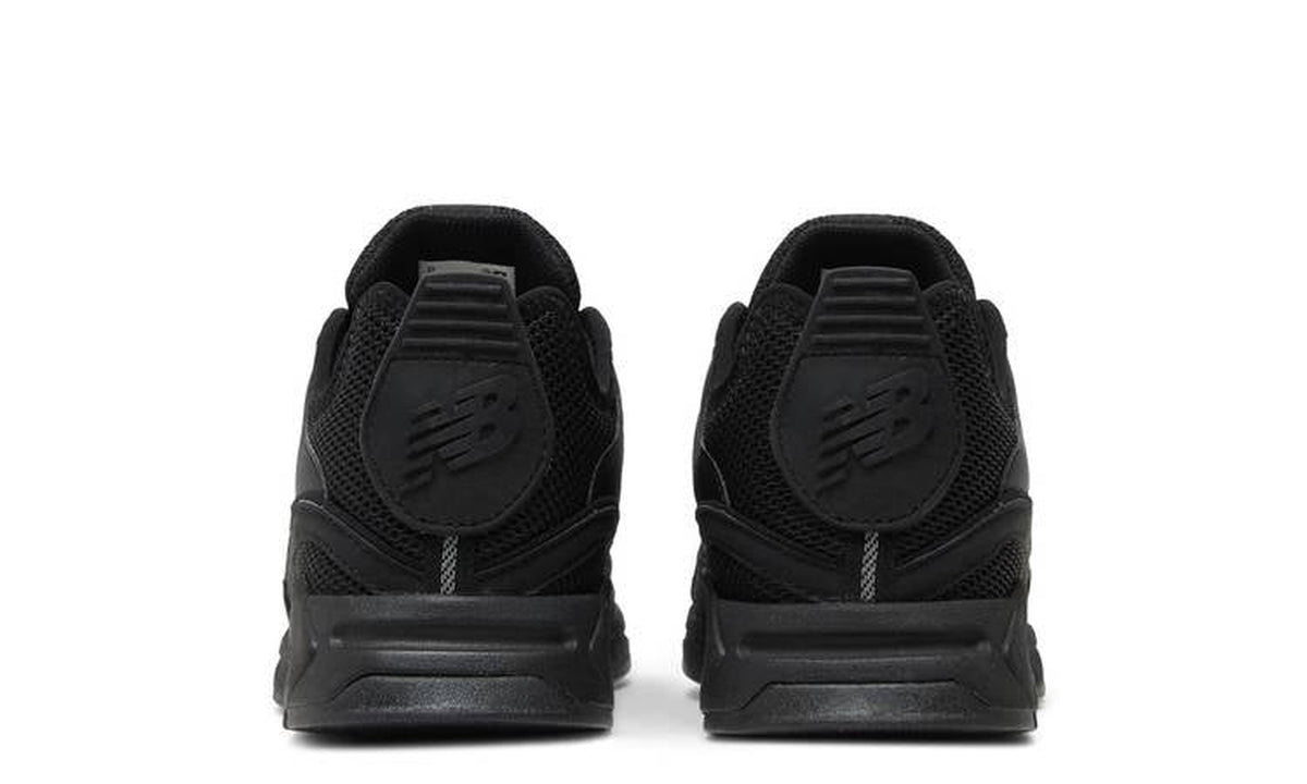 X-Racer 'Triple Black'