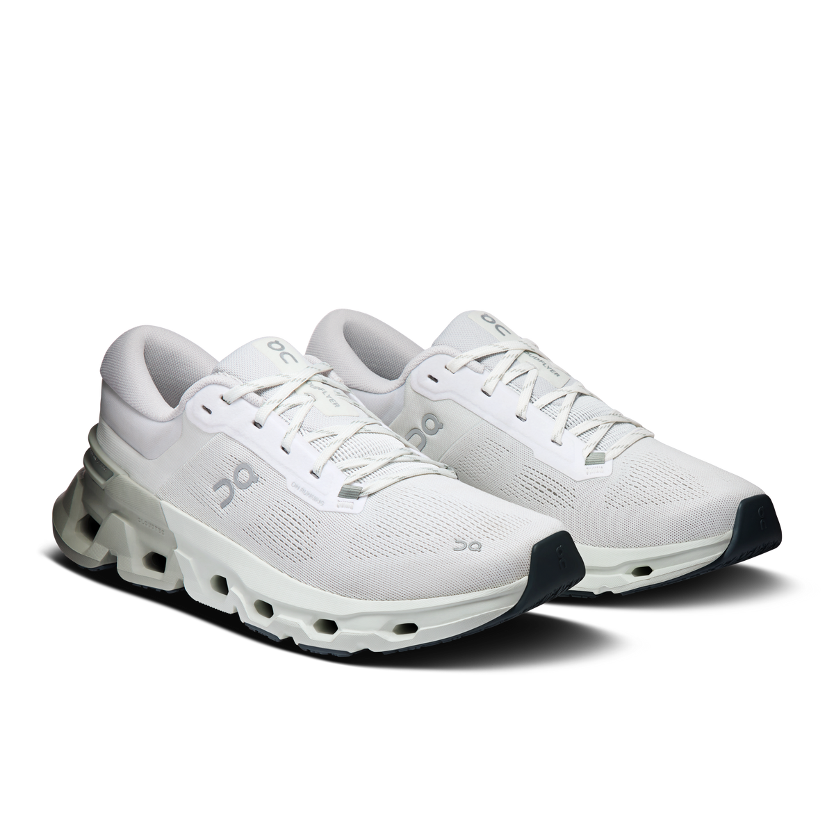 Cloudflyer 5 M Ivory | Tin