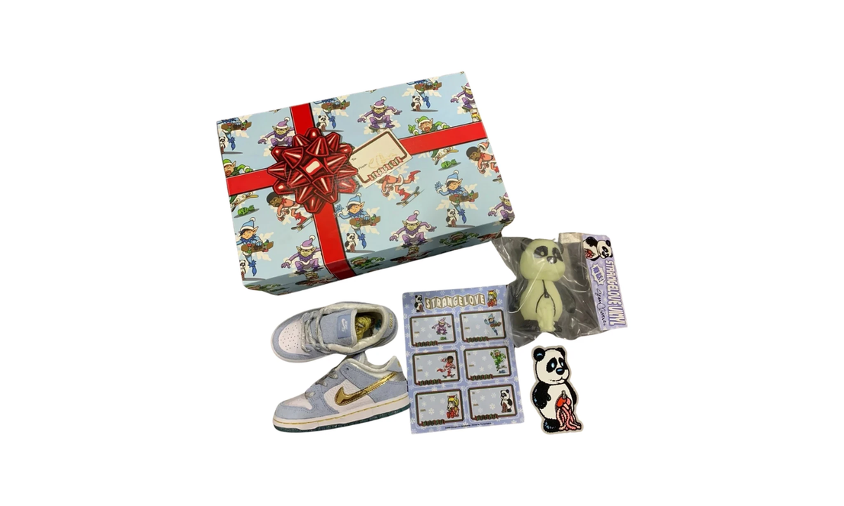 Sean Cliver x Dunk Low SB 'Holiday Special' Special Box