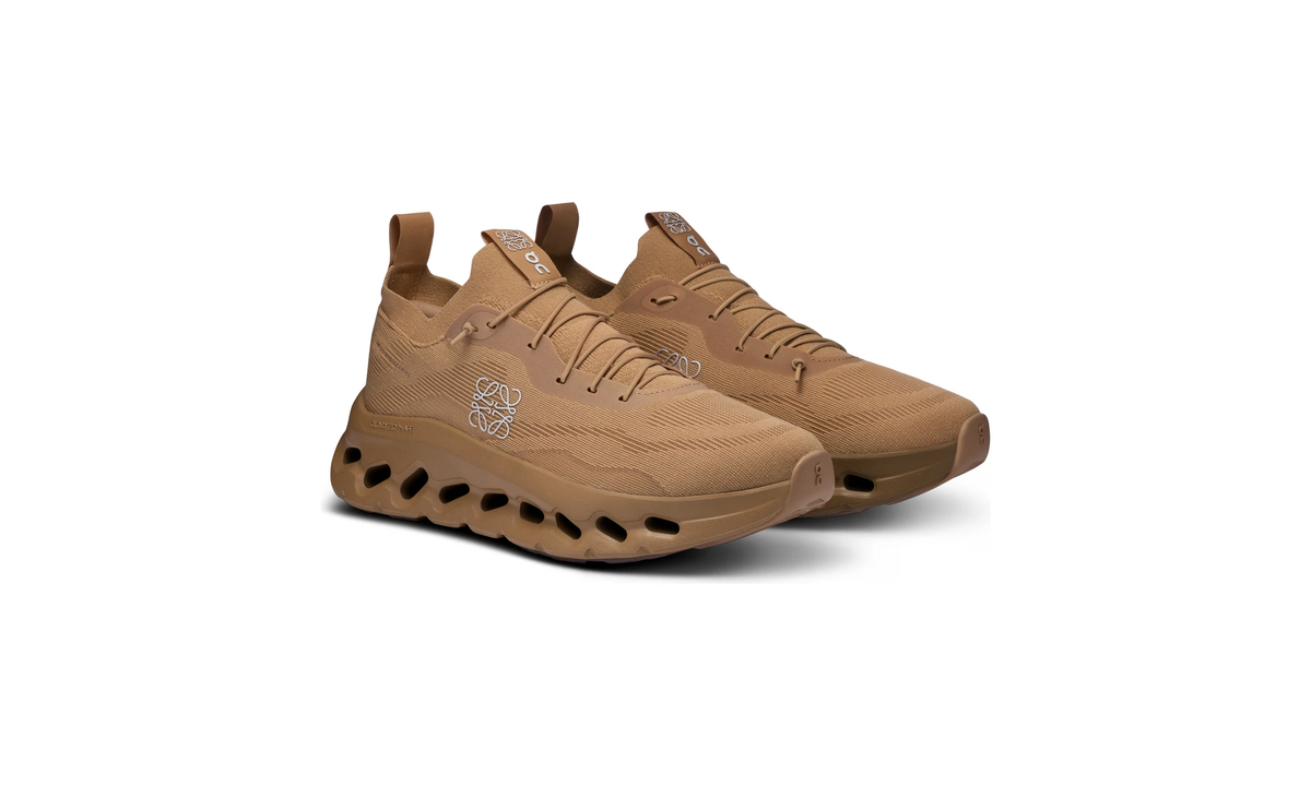 On Running Cloudtilt LOEWE Dark Sand (Women's)