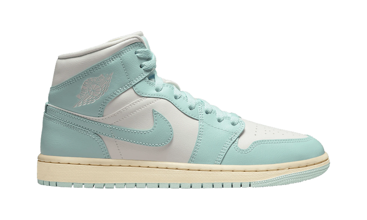 Wmns Air Jordan 1 Mid 'Light Dew'