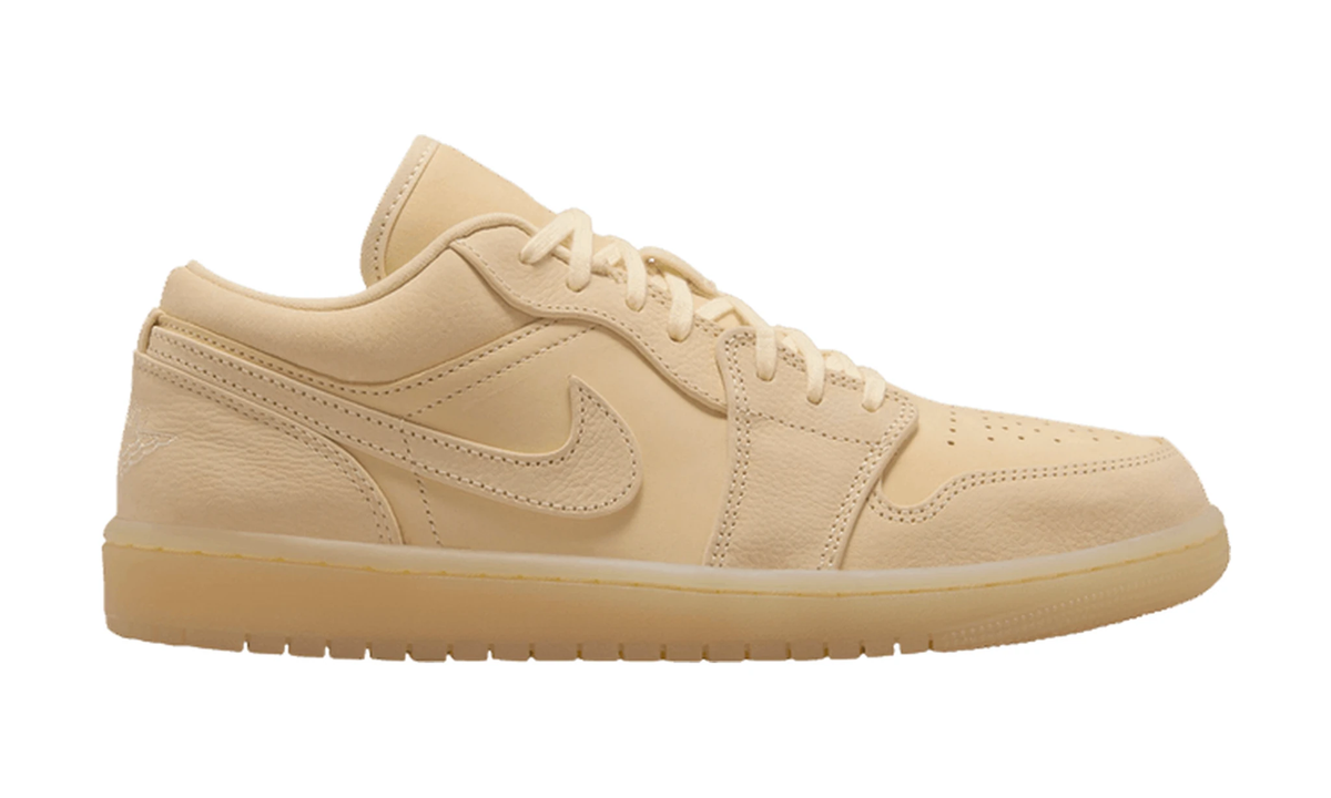 Wmns Air Jordan 1 Low SE 'Pale Vanilla'