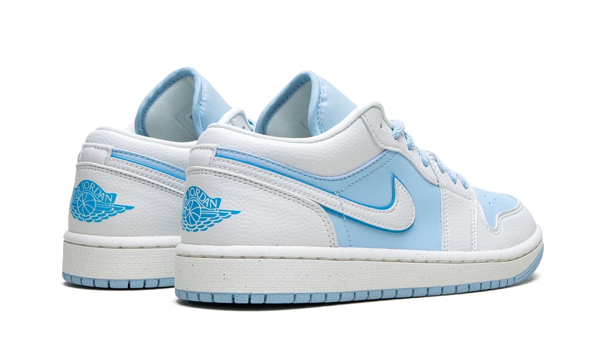 Wmns Air Jordan 1 low SE Reverse Ice Blue