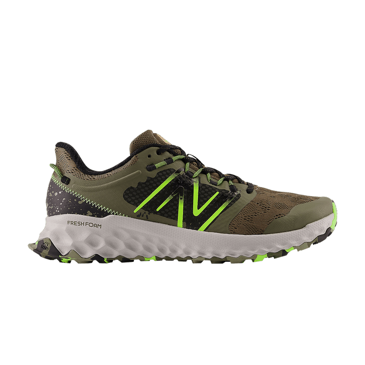 Fresh Foam Garoe 'Dark Camo Pixel Green'