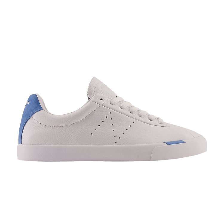 Numeric 22 'White Blue'