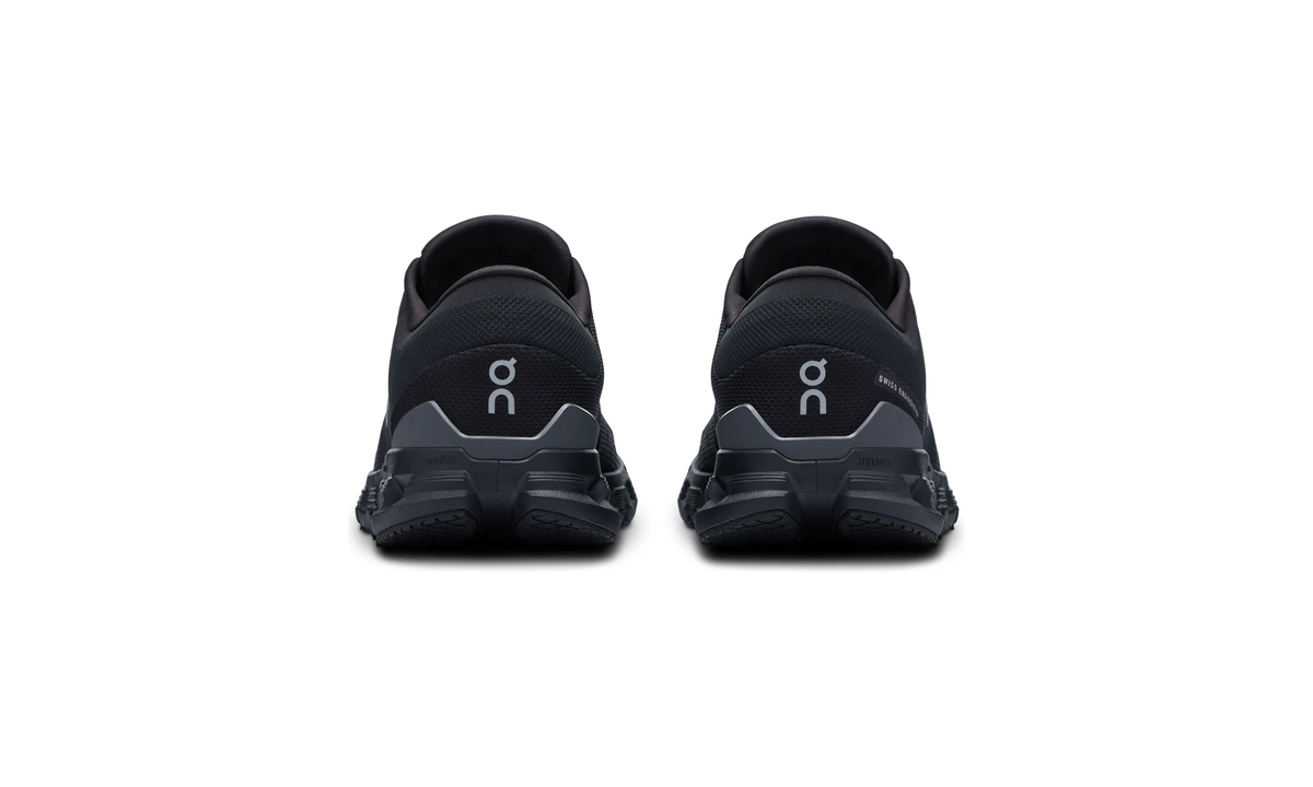 Cloud X 4 W Black | Eclipse