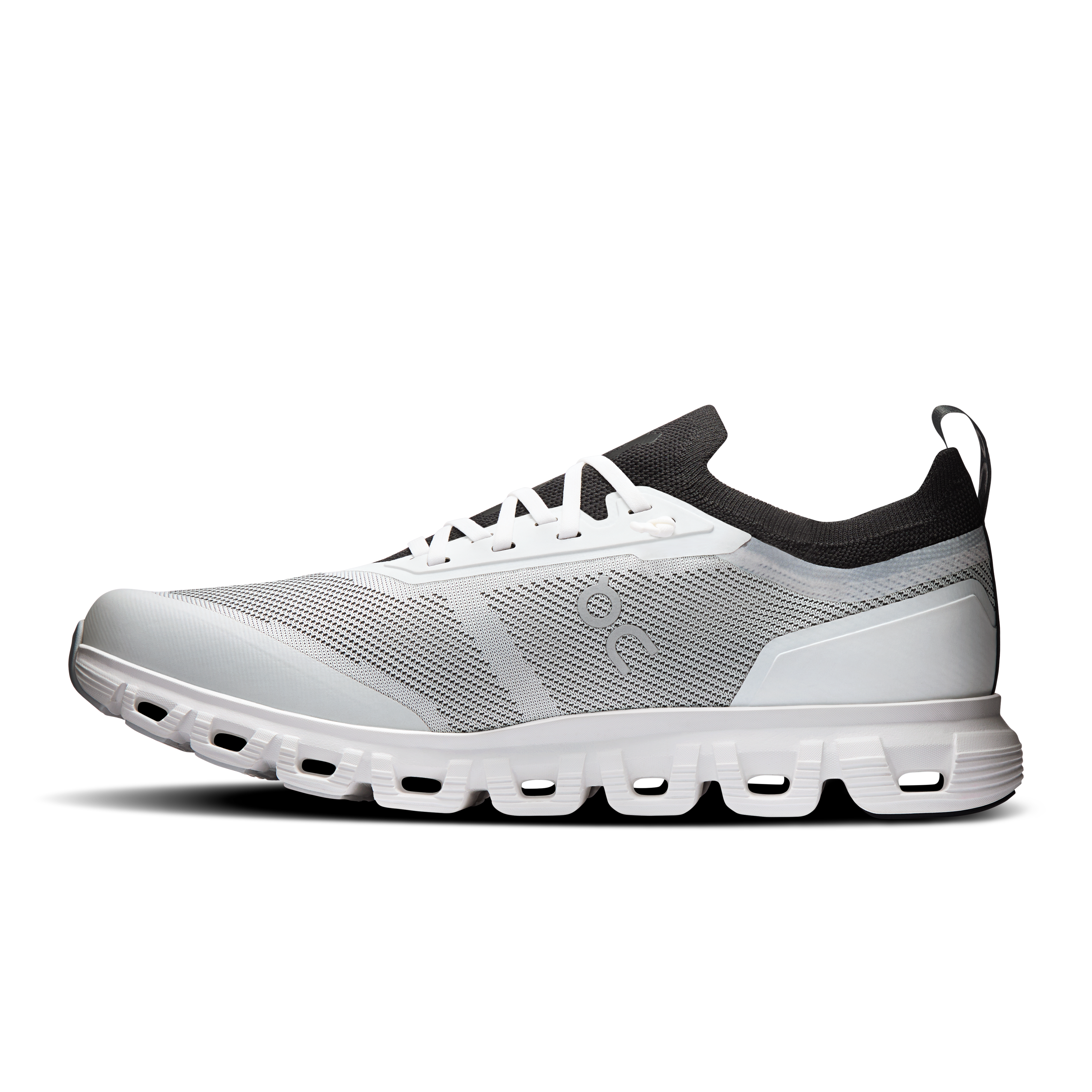 Cloud 6 Versa M White | Black