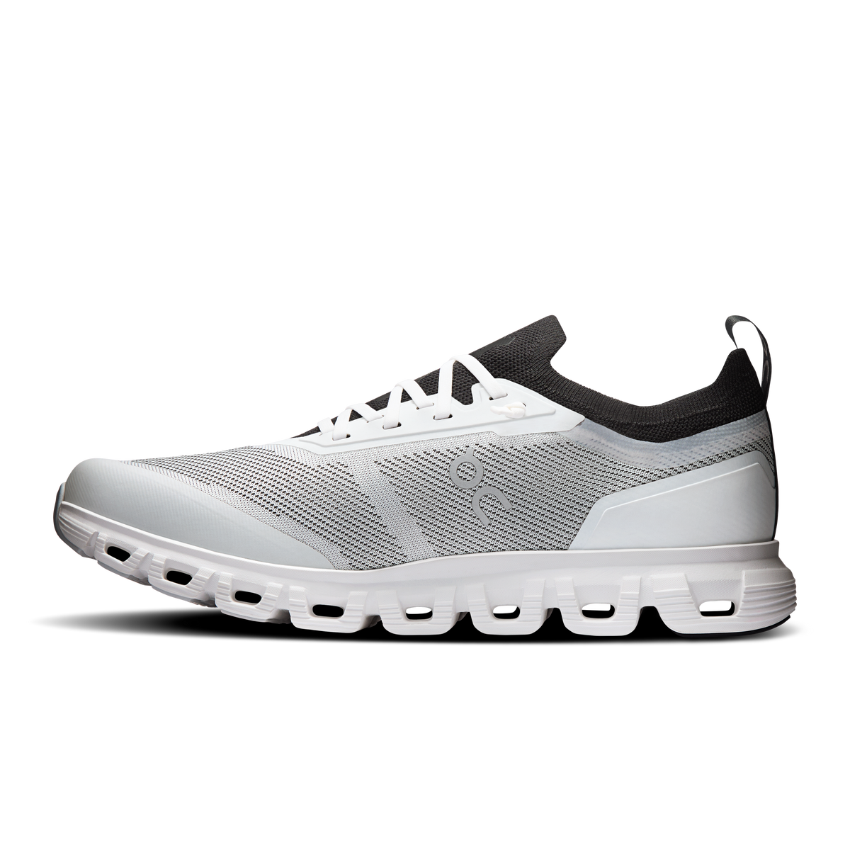 Cloud 6 Versa M White | Black