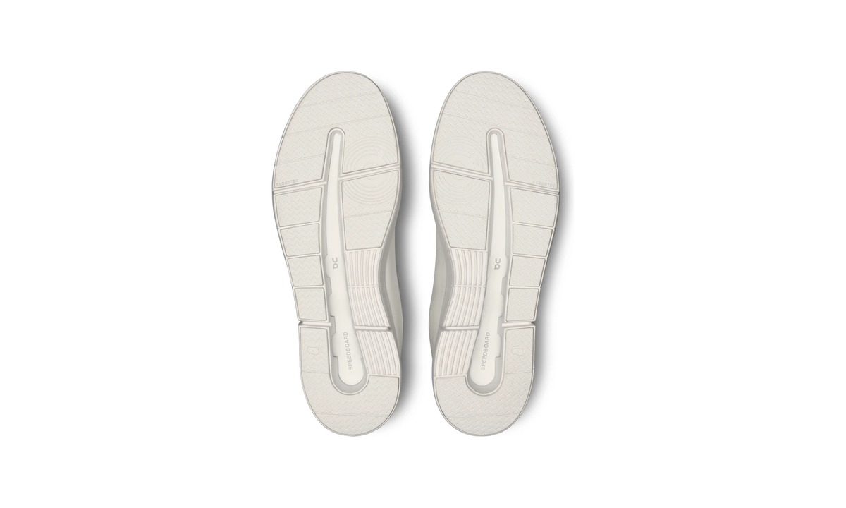 On The Roger Advantage All White