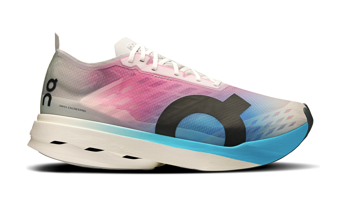 Cloudboom Strike 1 M White | Horizon