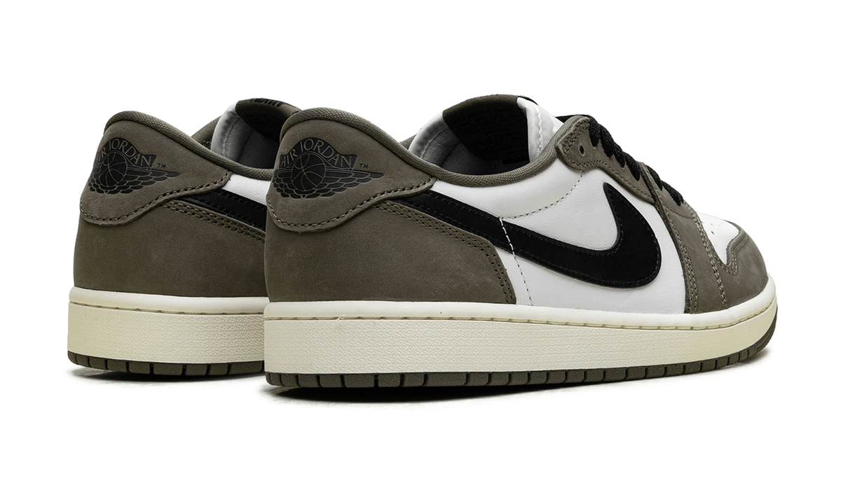 Air Jordan 1 Retro Low OG 'Medium Olive' - Guerdon Kicks - Sneakers