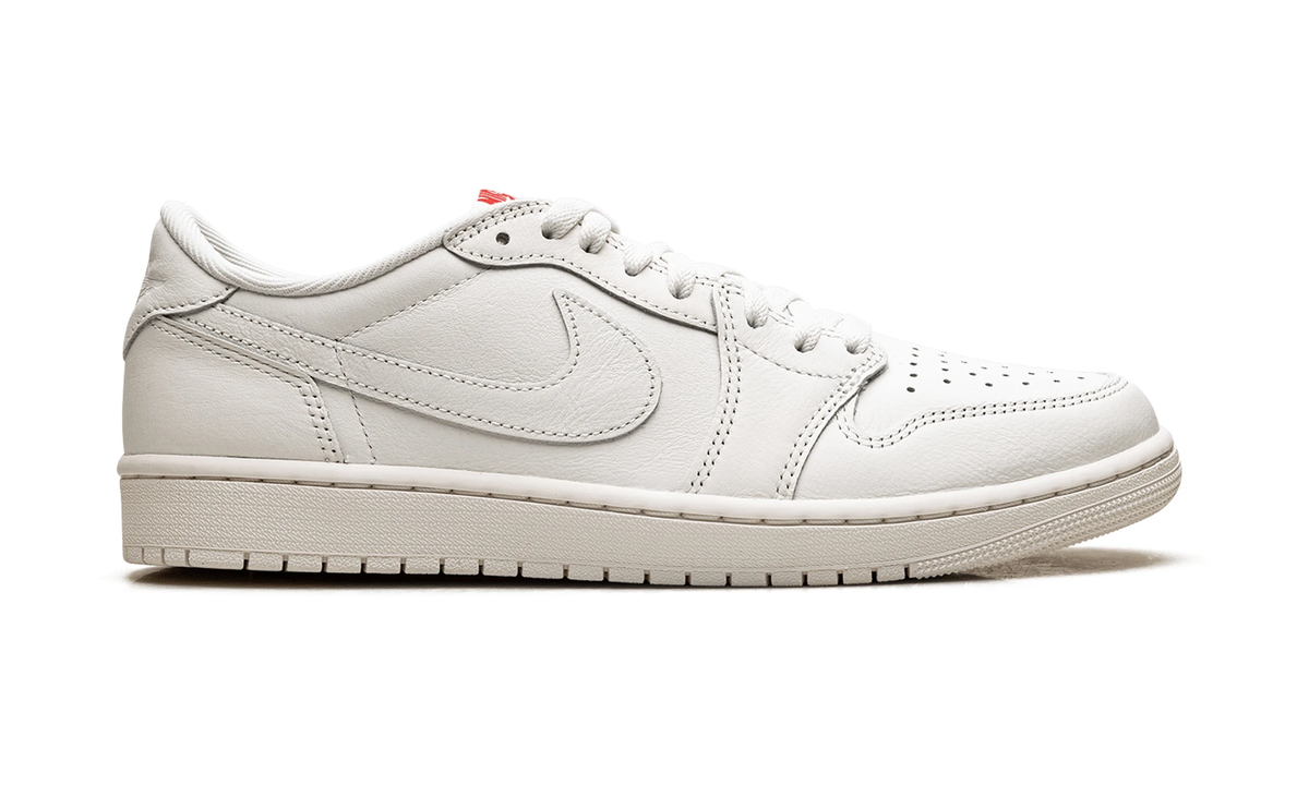 Air Jordan 1 Retro Low OG "Sail" - Guerdon Kicks - Sneakers