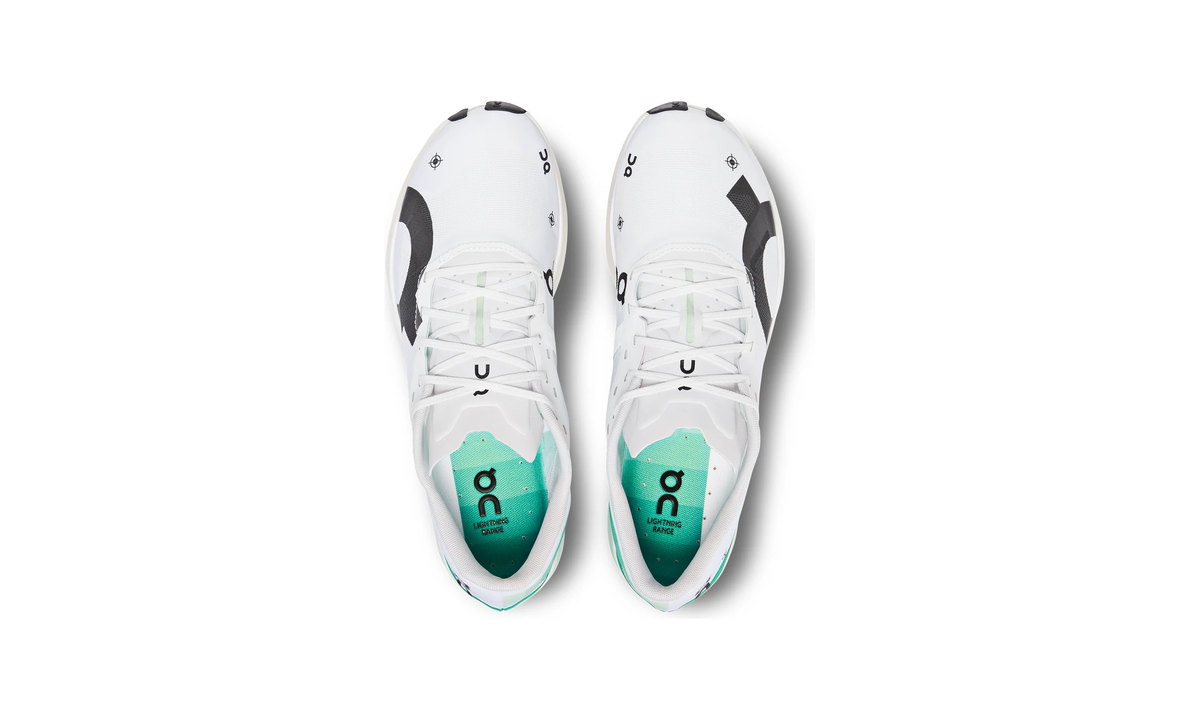 On CloudBoom Echo 3 Undyed White Mint