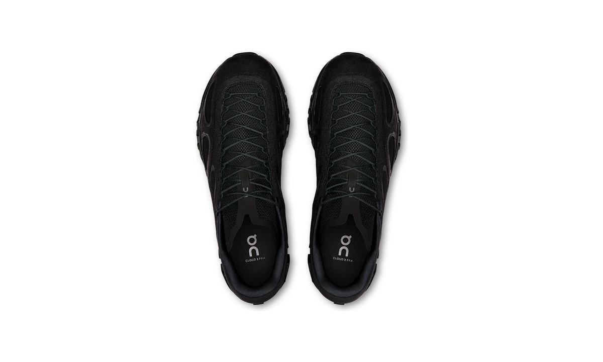 On Running Cloud X FKA Twigs Black