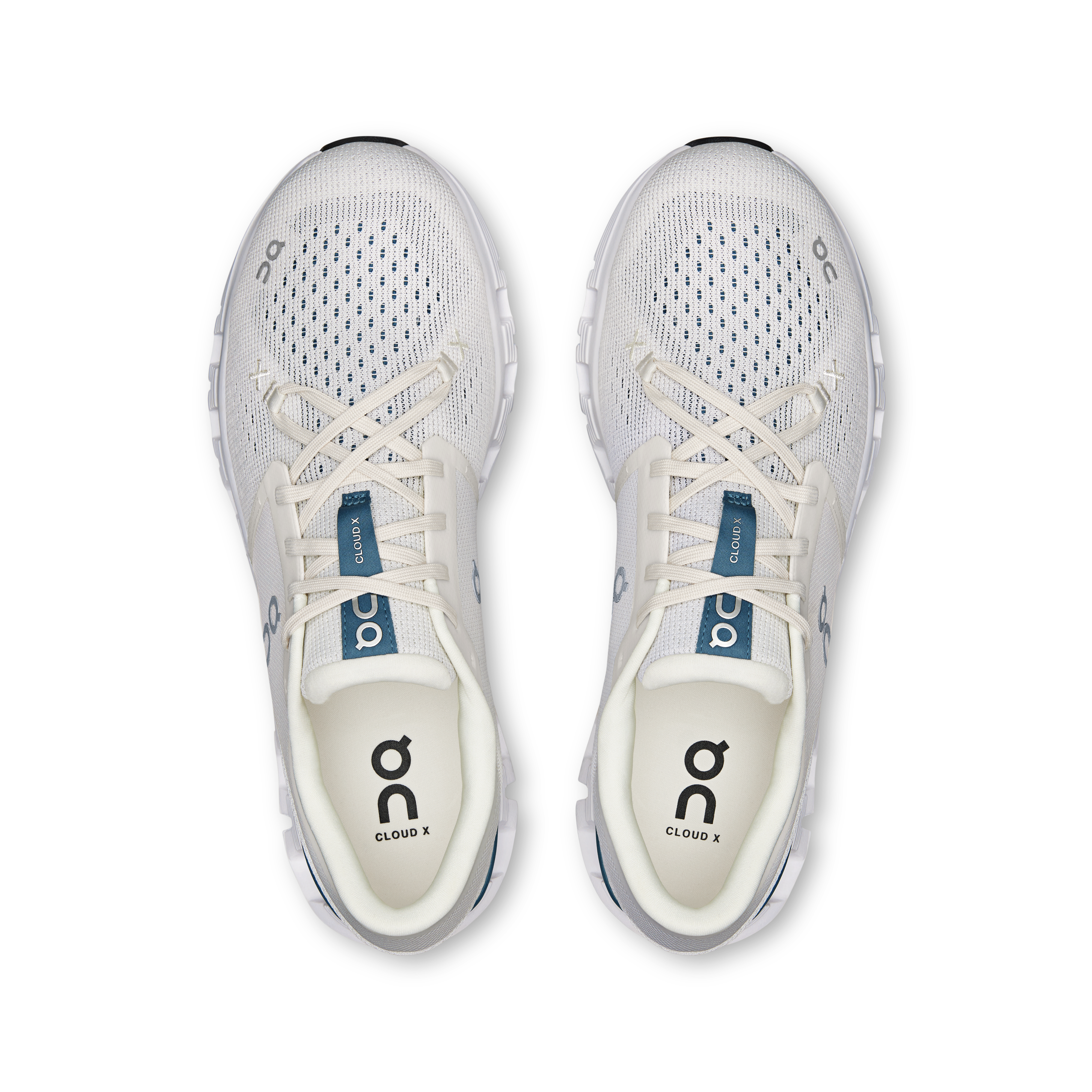 Cloud X 4 M Ivory | Steel