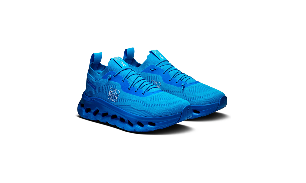 Cloudtilt LOEWE W Electric Blue