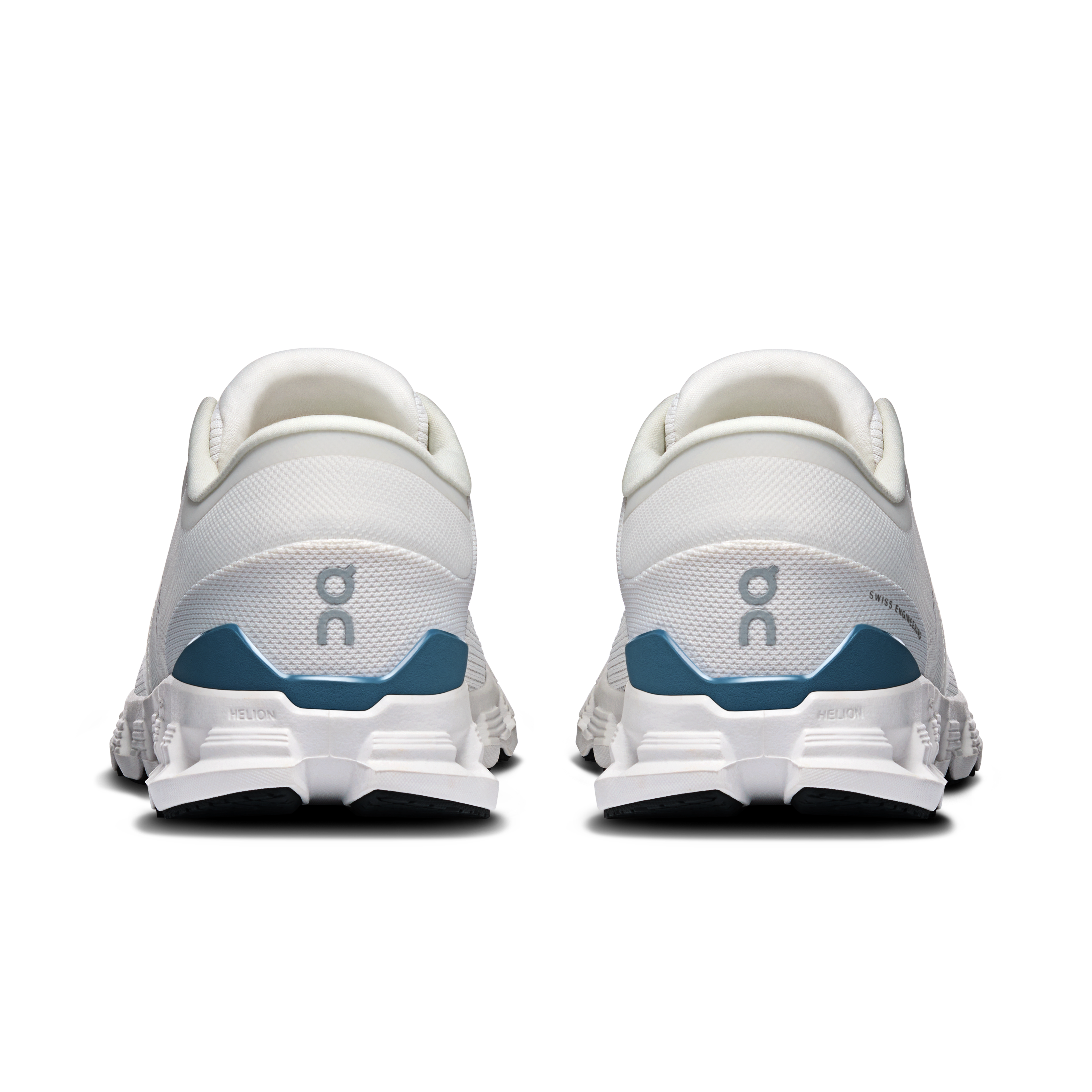 Cloud X 4 M Ivory | Steel